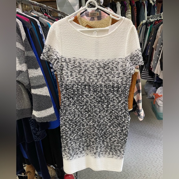 🖤St.John Dress 12 - Picture 1 of 4